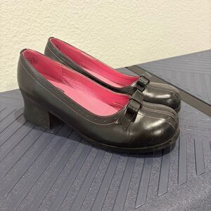 Shoes for Crews Black Low Block Heel Pumps with Bow Detail Size 9.5
